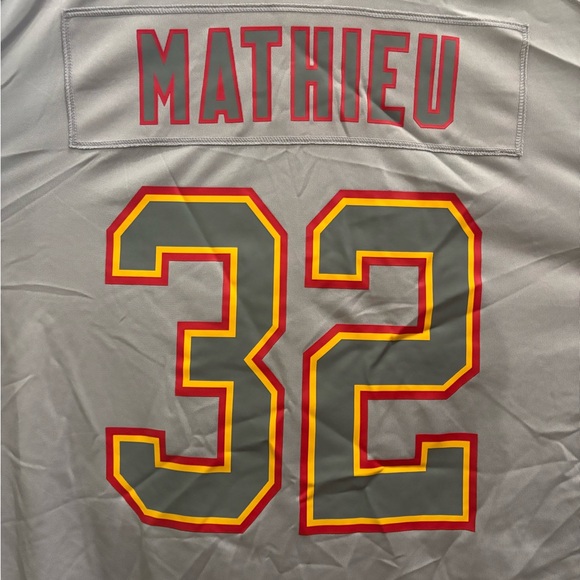 Nike Other - Tyrann Mathieu #32 Chiefs Jersey